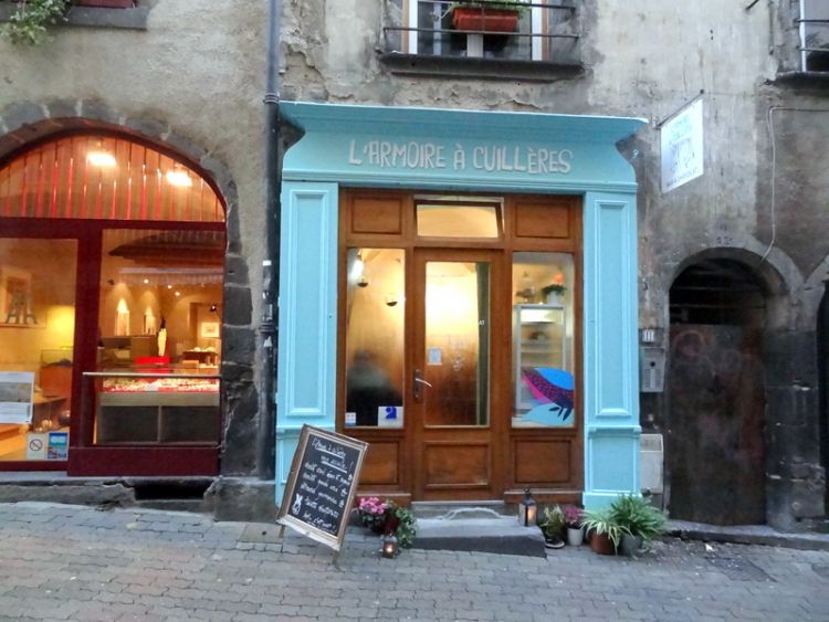 Armoire à Cuillères (L') accepte la monnaie locale