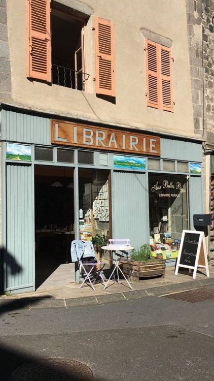 Librairie Aux Belles Pages accepte la monnaie locale