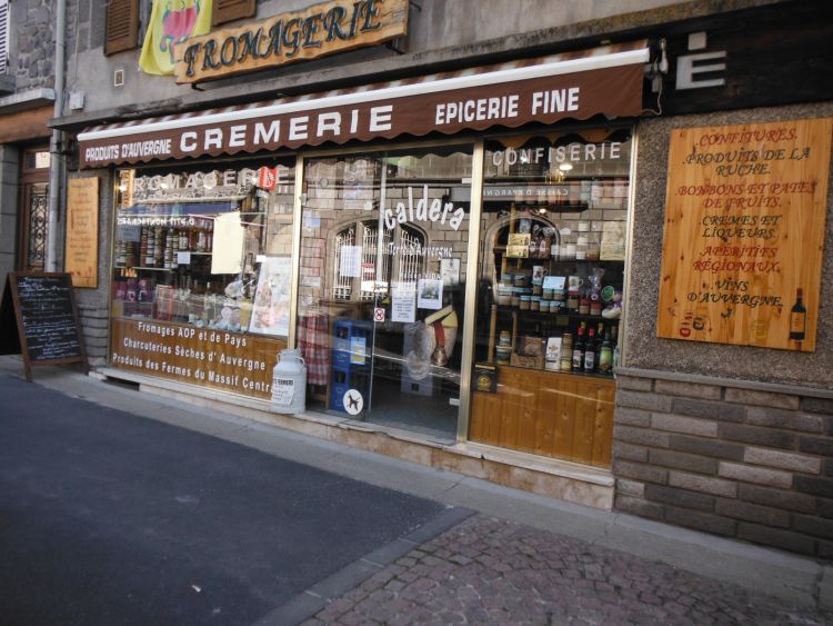 Fromagerie Caldera accepte la monnaie locale